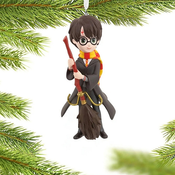 Harry Potter Stylized Keepsake Hallmark Christmas Tree Ornament - Picture 6 of 16